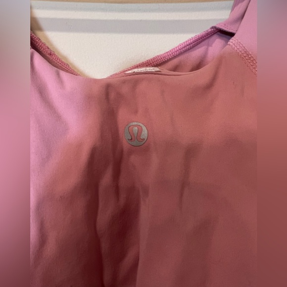 LuluLemon Cropped Tank - Picture 4 of 5